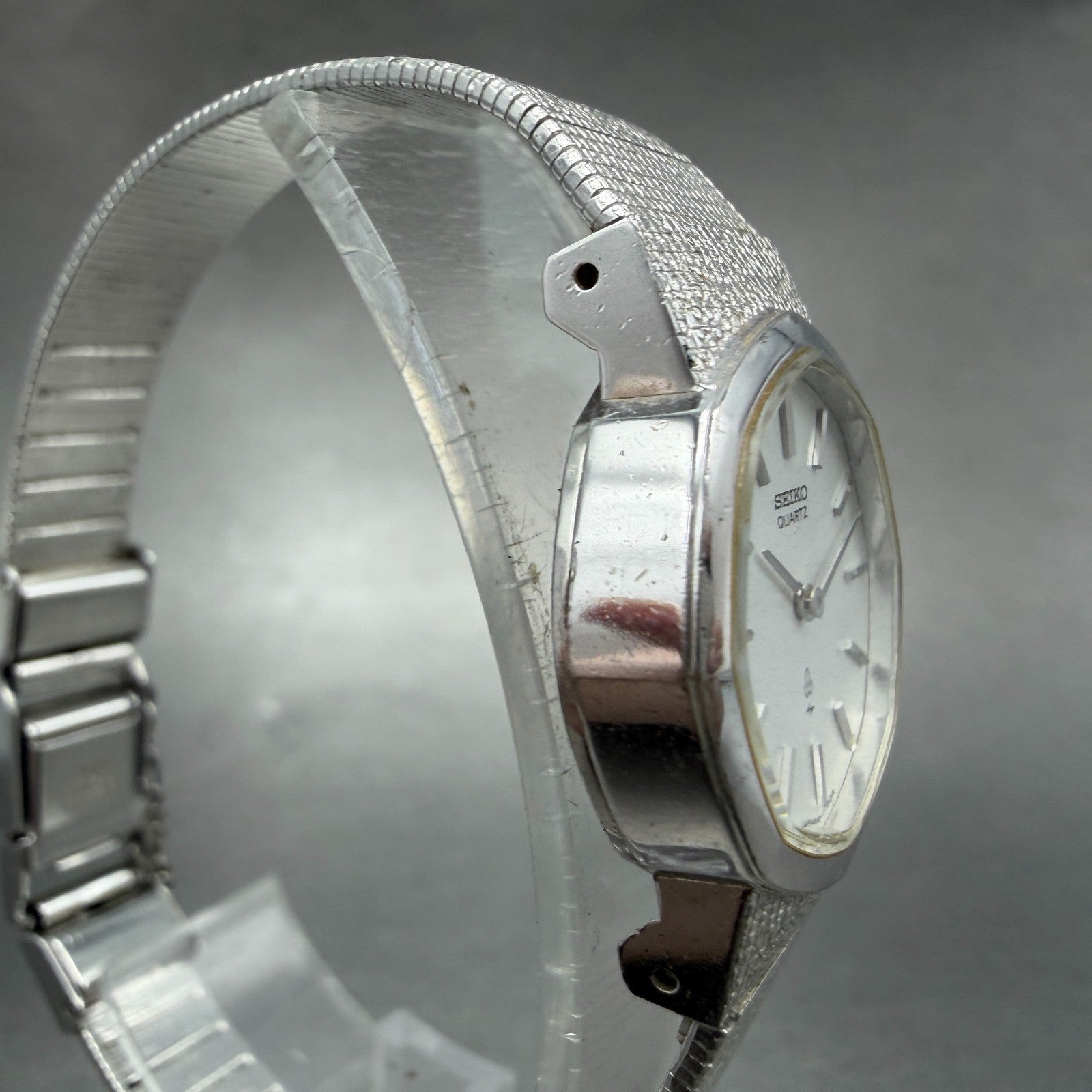 Seiko Watch Women 22mm Silver Dial Silver Tone Octagon 16-5890 New Battery VTG3