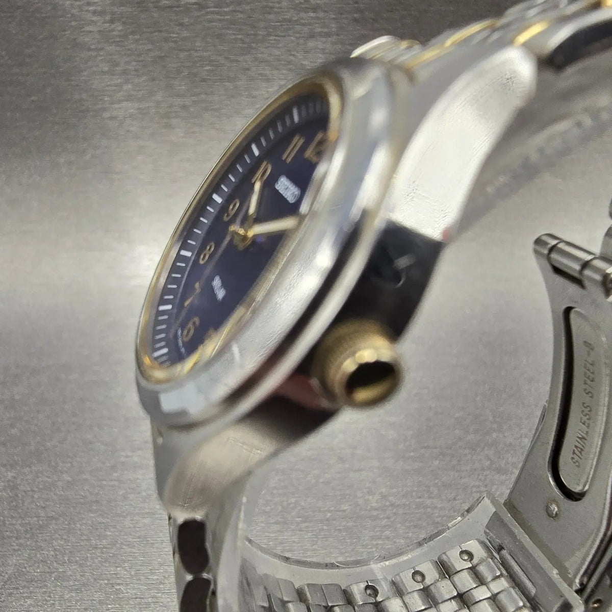 Pulsar Solar Watch Women 28mm Blue Dial Silver Date Round V182-0AE0 Works2