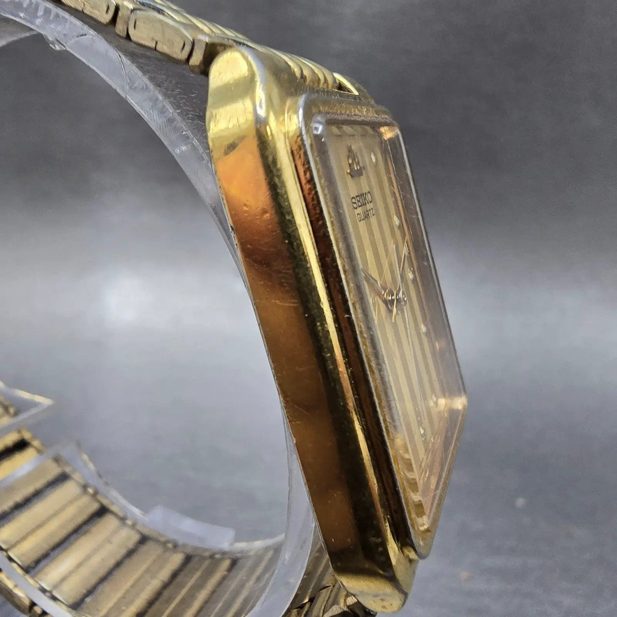 Seiko Tank Watch Men 26mm Champagne Dial Gold Rectangle V701-5J00 PARTS VTG4