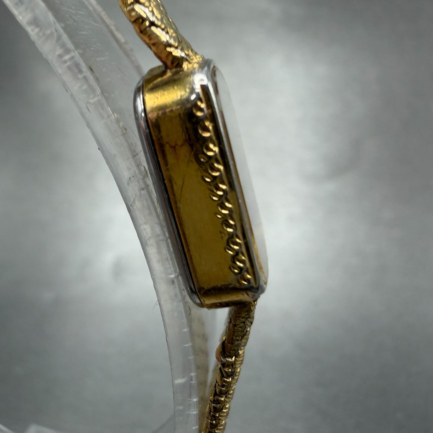 Bulova Tank Watch Women 16mm Black Dial Gold Tone 92J54 New Battery Vintage3