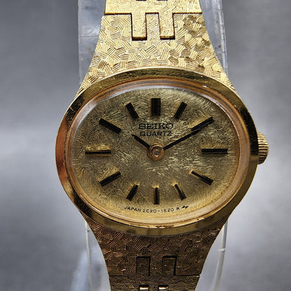 Seiko Watch Women 17mm Champagne Dial Gold Tone 2C205759 Oval New Battery1