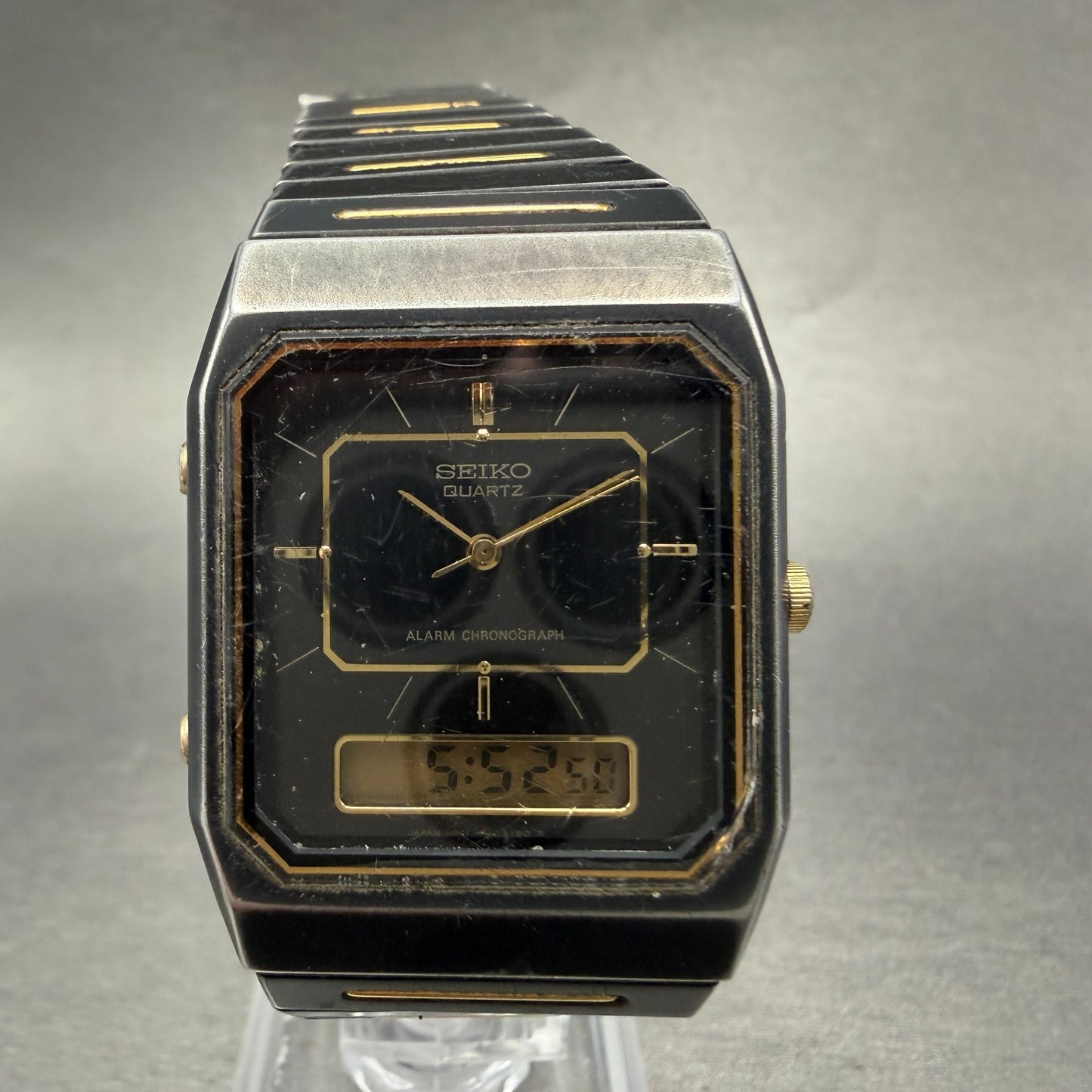 Seiko Analog Digital Watch Men 28mm Black Gold Alarm Chrono H601-5179 PARTS0