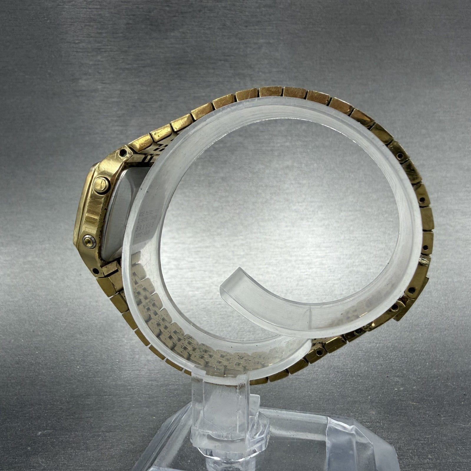 Seiko Digital Watch Women 23mm Gold Tone Month Date L012-4009 New Battery6