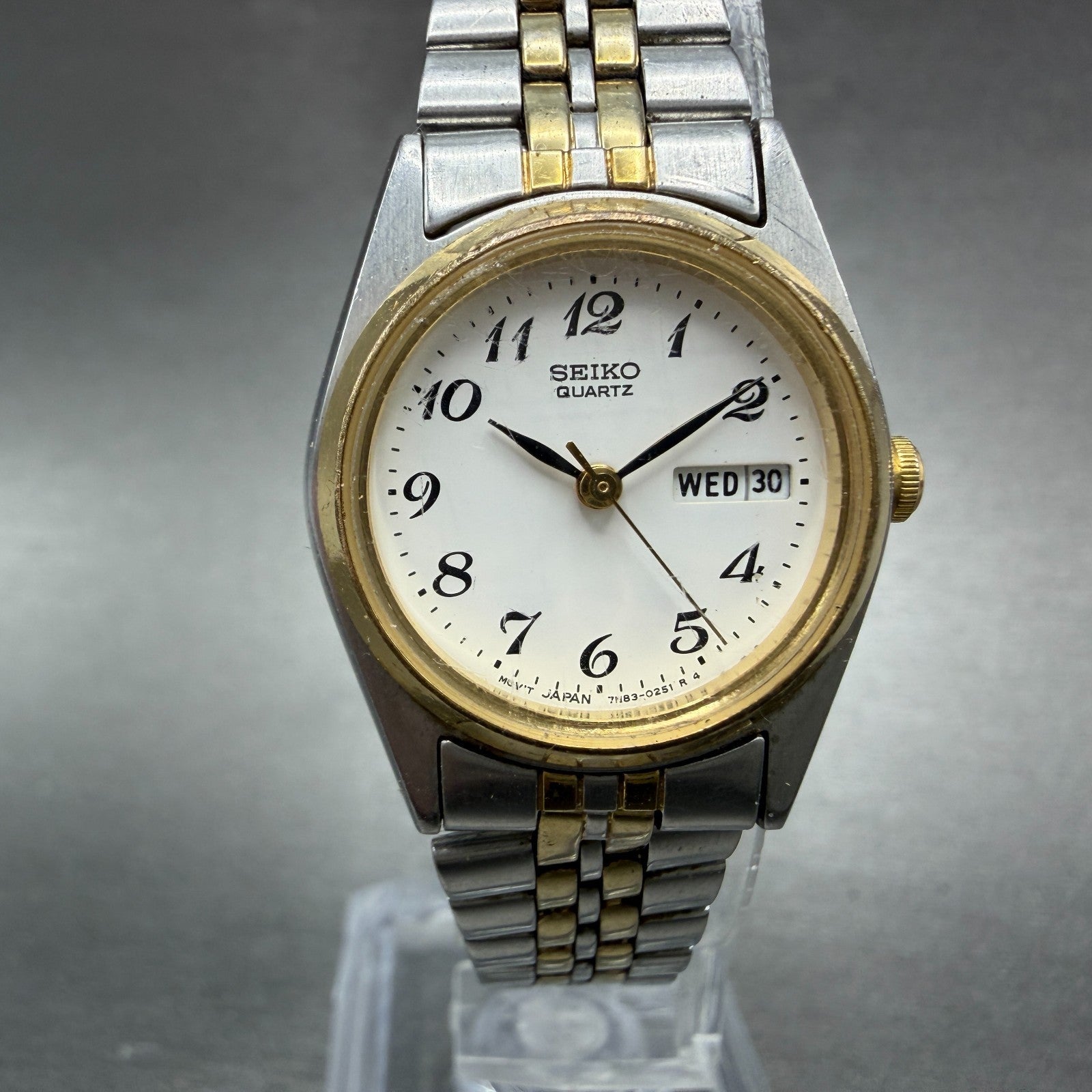 Seiko Watch Women 24mm White Dial Two Tone Daydate Round 7N83-0011 New Battery0