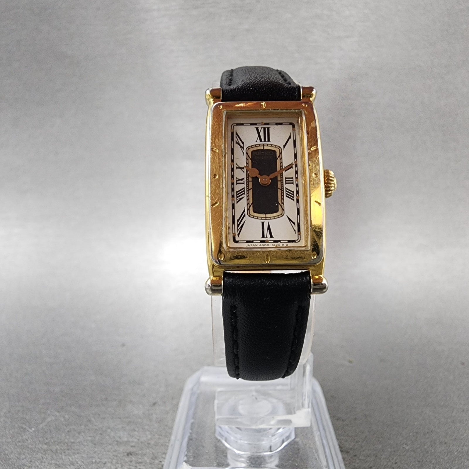 Seiko Age Of Discovery Tank Watch Women 16mm White Dial Gold Tone New Battery5