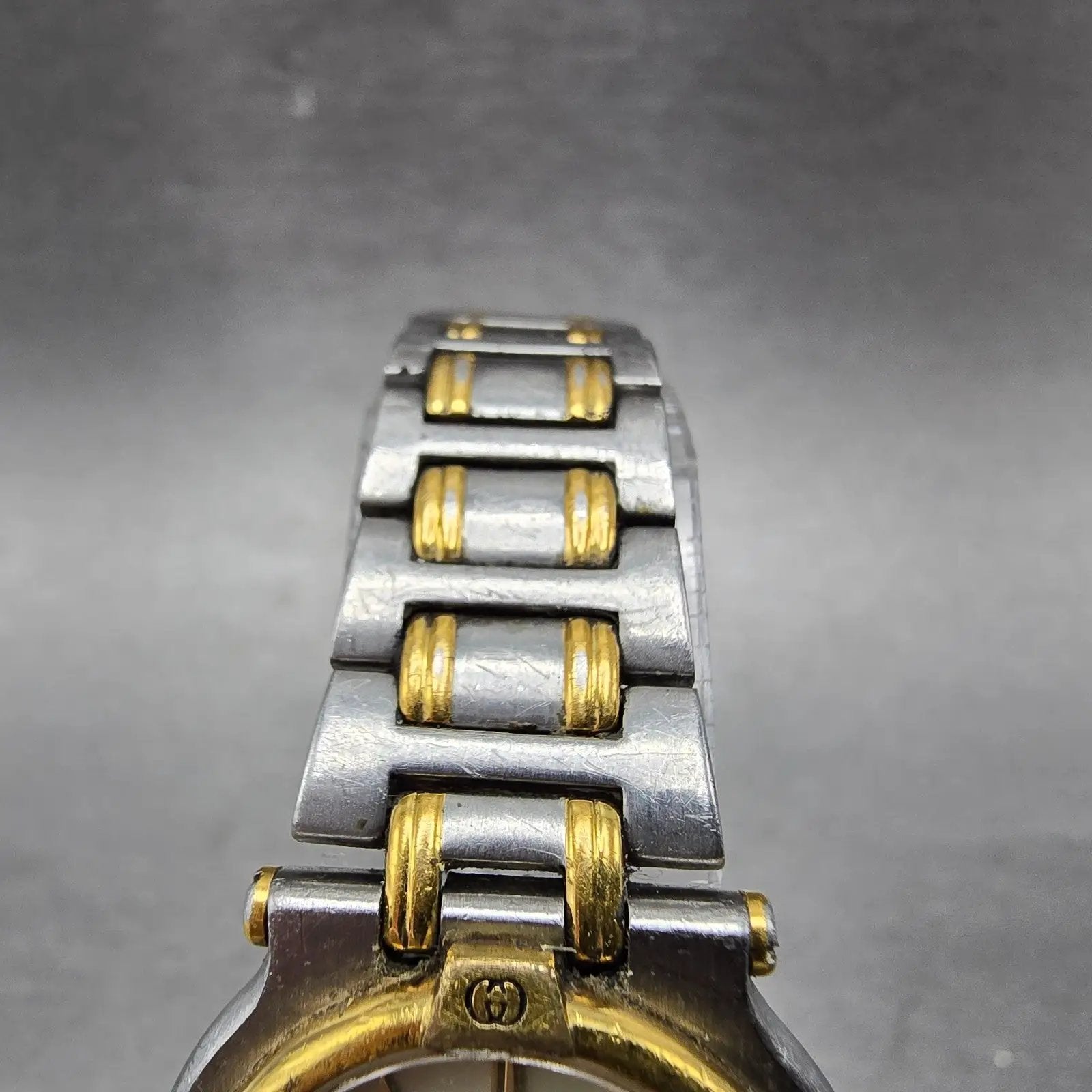 Gucci 9000L Watch Women 25mm Cream Dial Two Tone Date Round New Battery5
