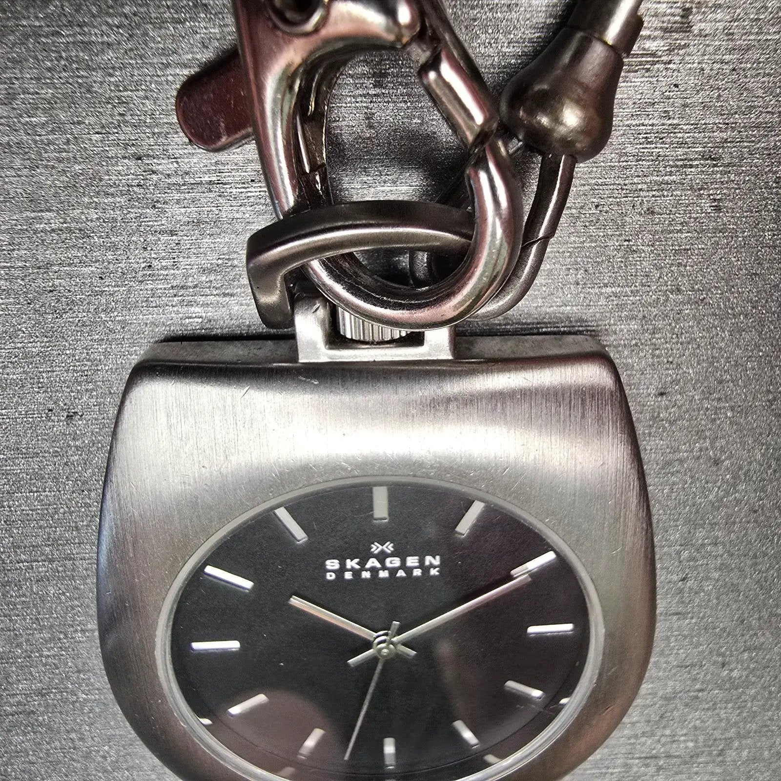 Skagen Denmark Pocket Watch Men 42mm Black Dial Silver Tone 163LSSB New Battery6