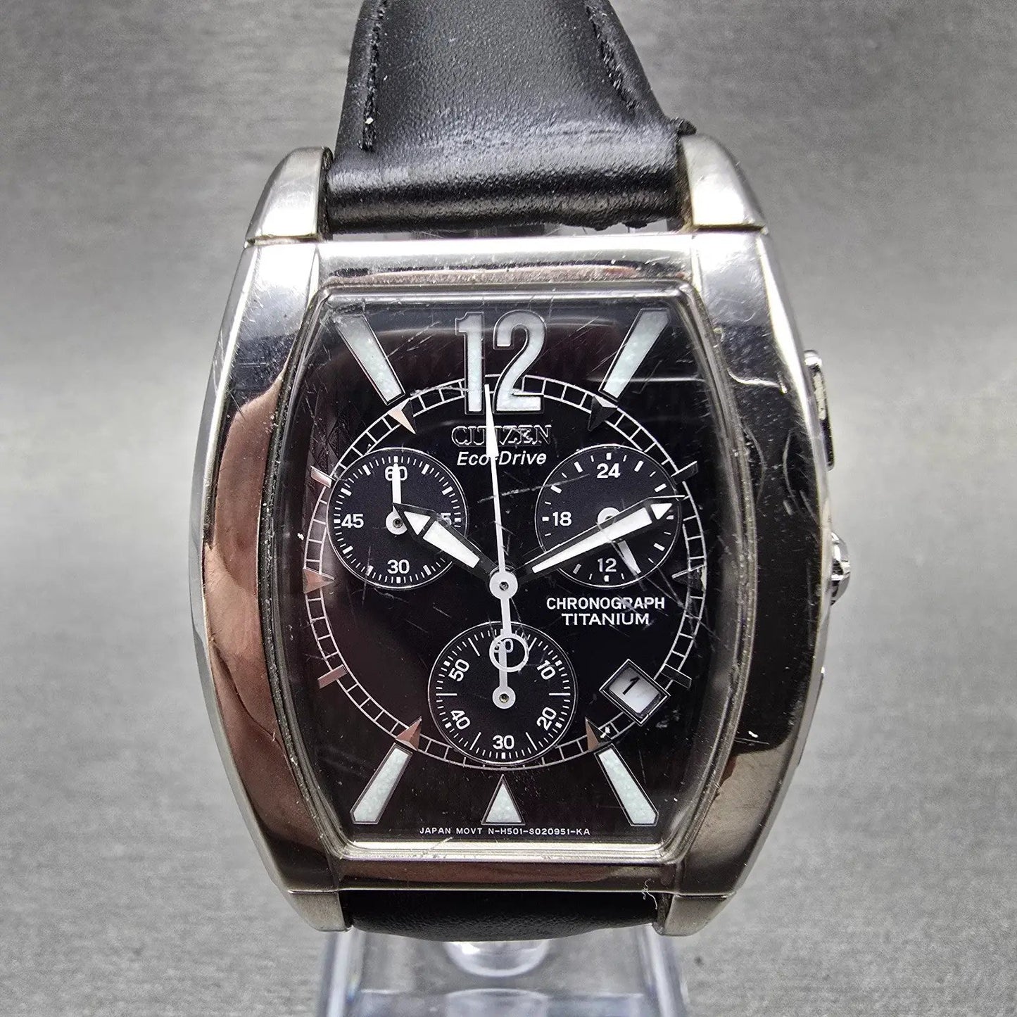 Citizen Eco-Drive Chronograph Watch Men 32mm Black Dial Titanium Date Runs KJ0