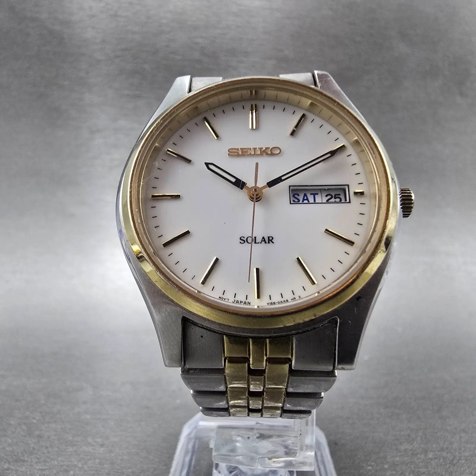Seiko Solar Watch Men 37mm White Dial Two Tone Daydate READ!!!!!! V158-0AA0 Runs5