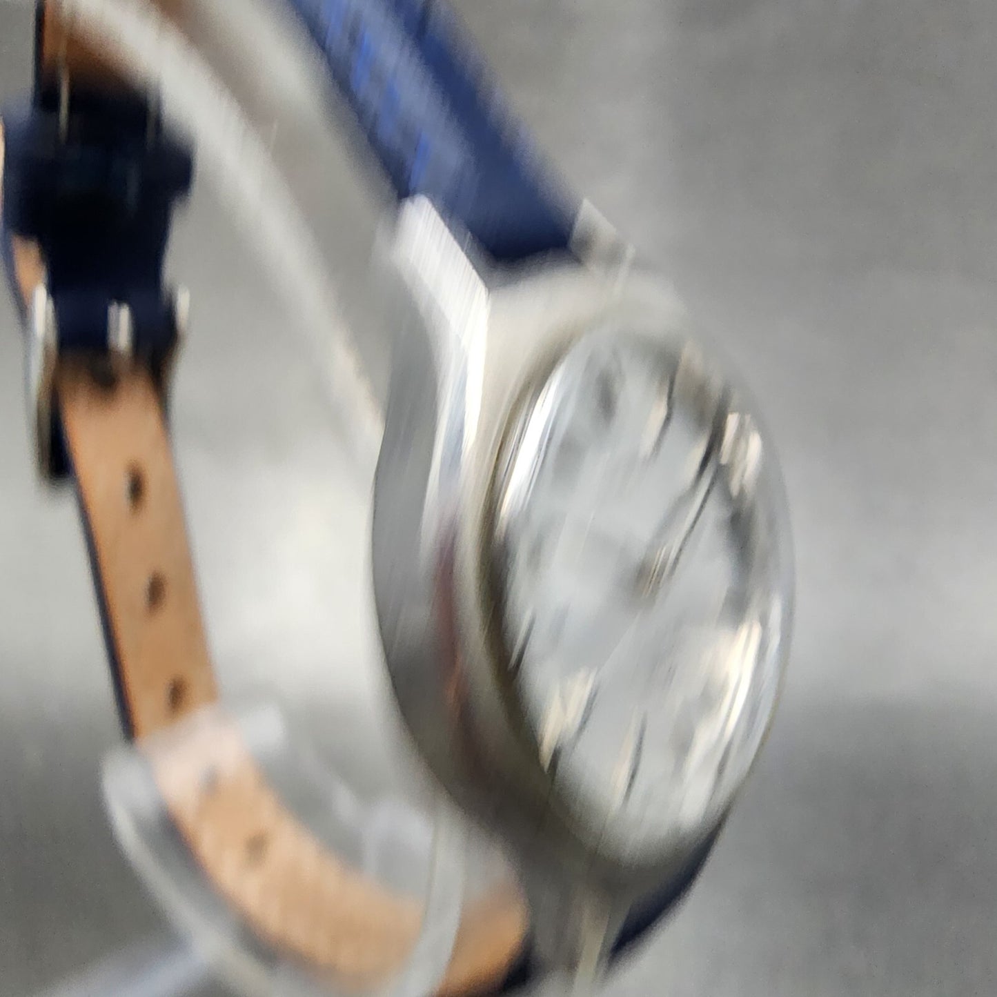 Seiko Watch Women 24mm Silver Dial Steel Round Manual Wind Runs 19440011 VTG3