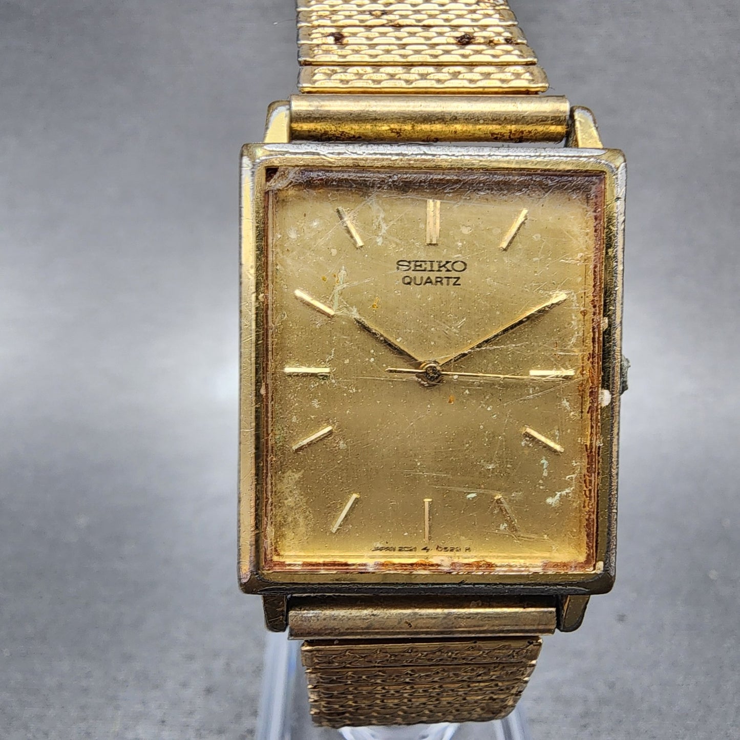 Seiko Tank Watch Men 25mm Champagne Dial Gold Tone 2c215130 New Battery0