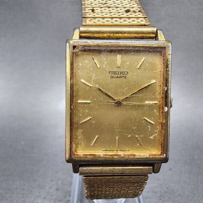 Seiko Tank Watch Men 25mm Champagne Dial Gold Tone 2c215130 New Battery0