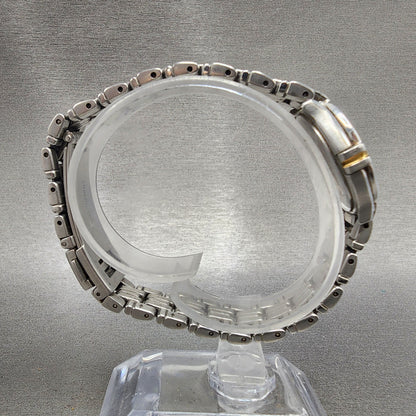 Bulova Watch Women 25mm White Dial Two Tone Date Round 98u16 New Battery8