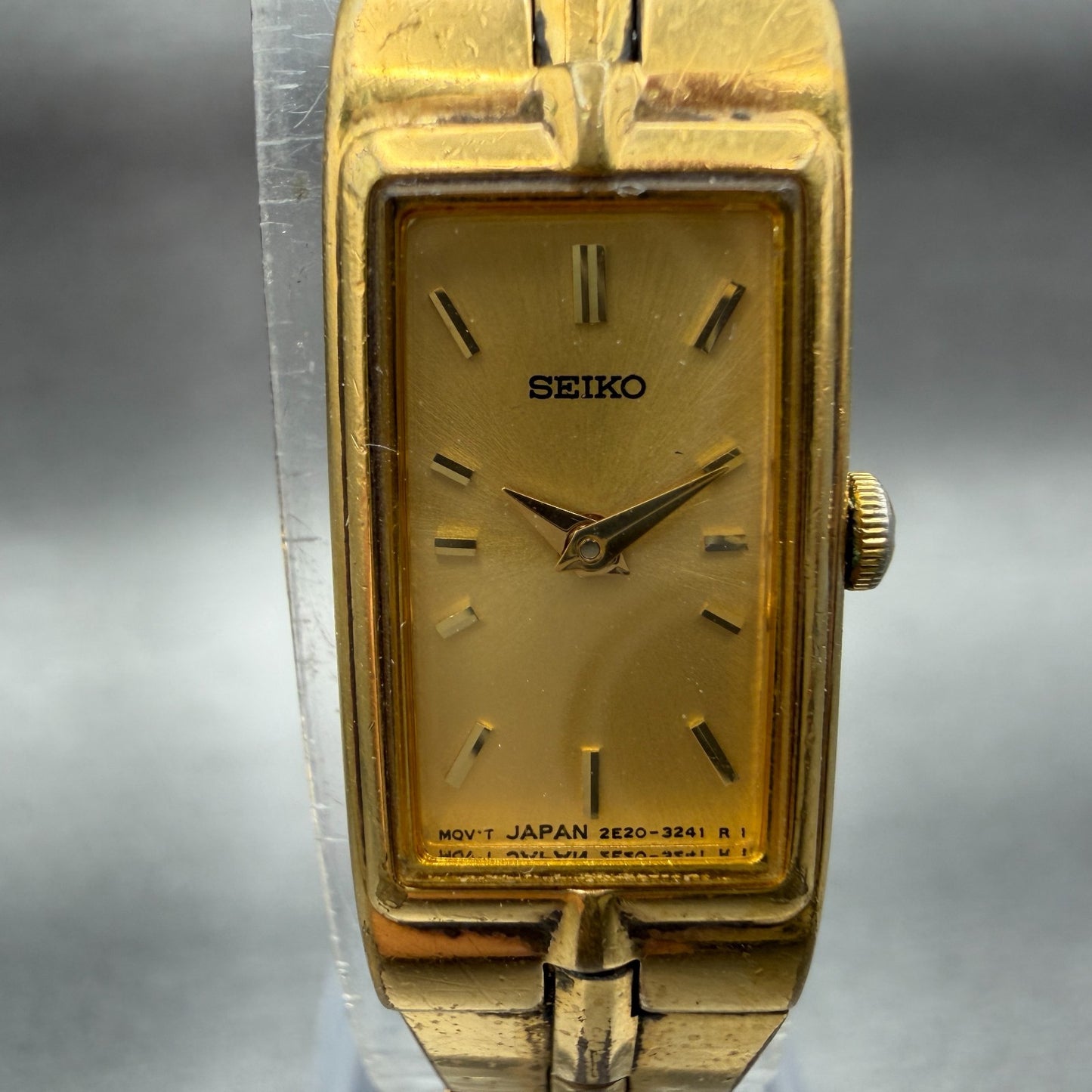 Seiko Tank Watch Women 13mm Champagne Dial Gold Tone Rectangle 2e20-7479 NewBat31