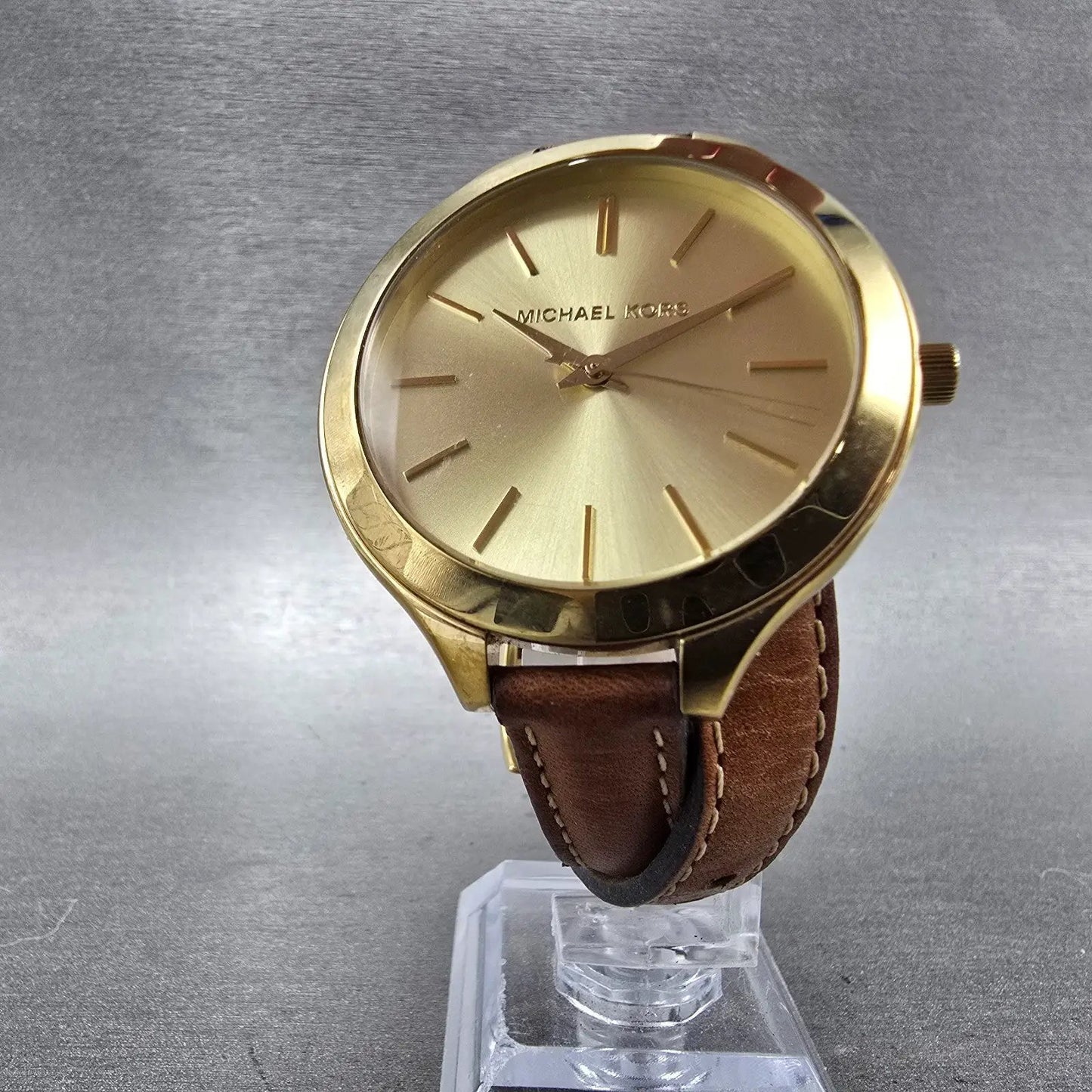 Michael kors Runway Watch Women 42mm Gold Dial Gold Tone Round MK-2256 New BattL5