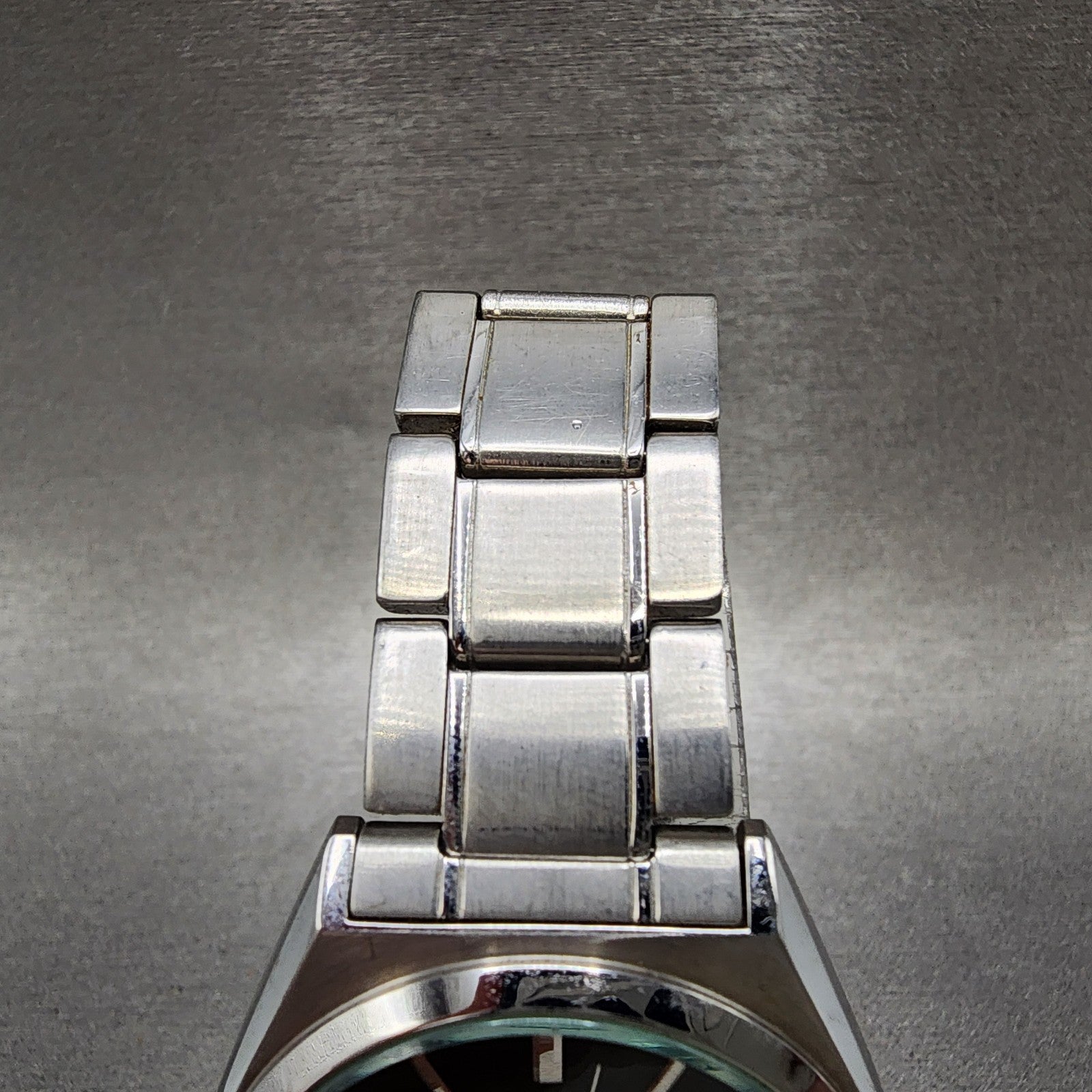 Seiko ALBA Solar Watch Men 36mm Black Dial Silver Tone Daydate Round V158 Runs4