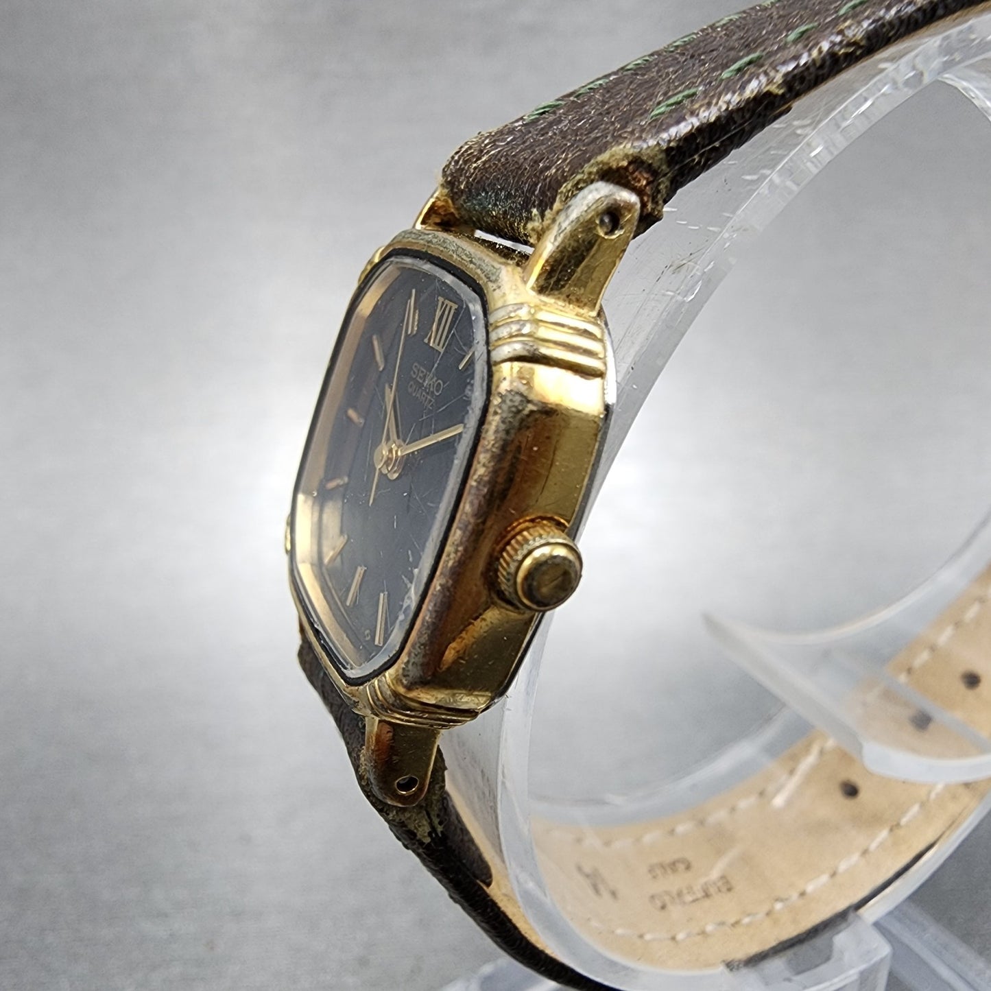 Seiko Watch Women 20mm Black Dial Gold Tone Square 7321507a New Battery2