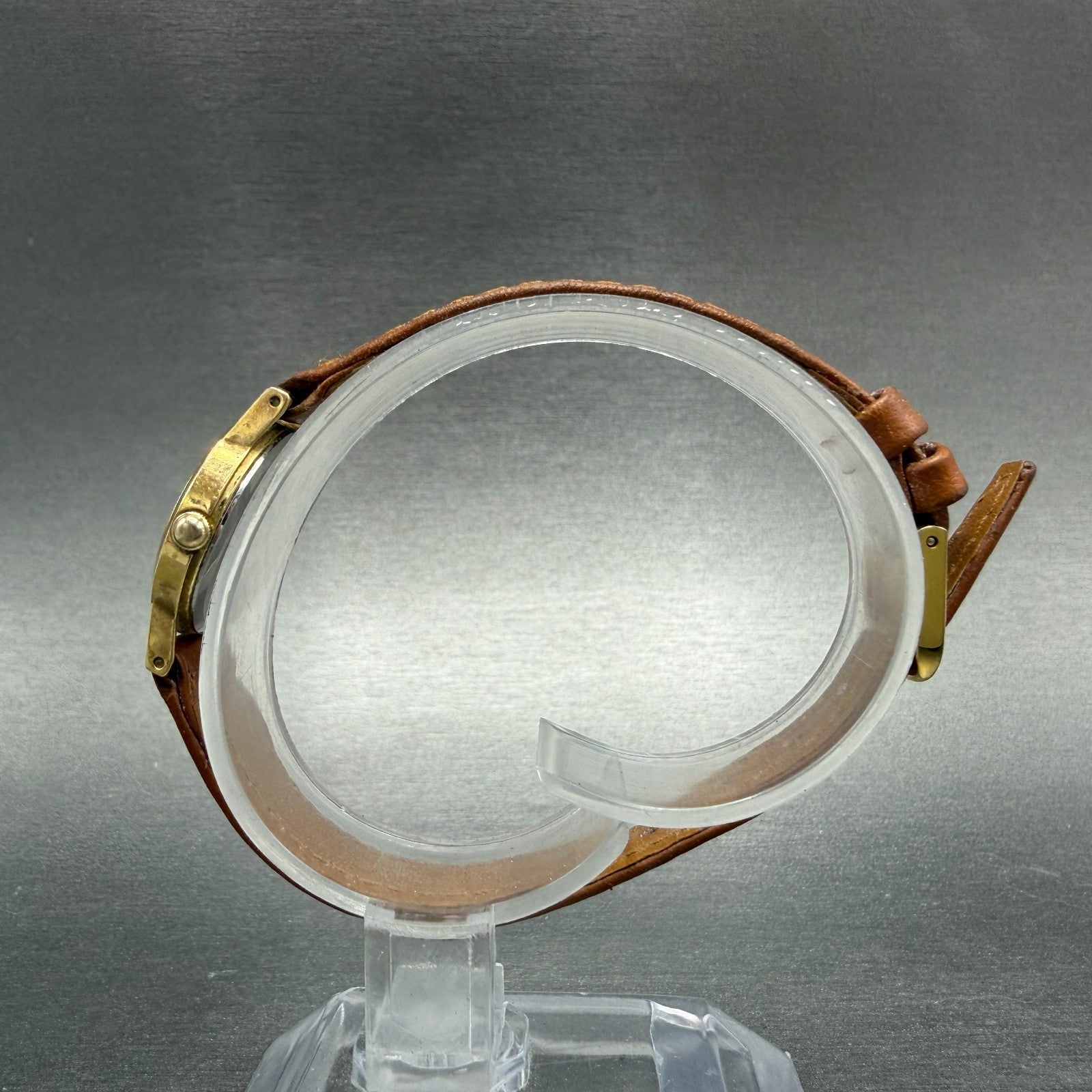 Seiko Watch Women 20mm Champagne Dial Gold Tone Round 2P20-0A10 New Battery VTG6