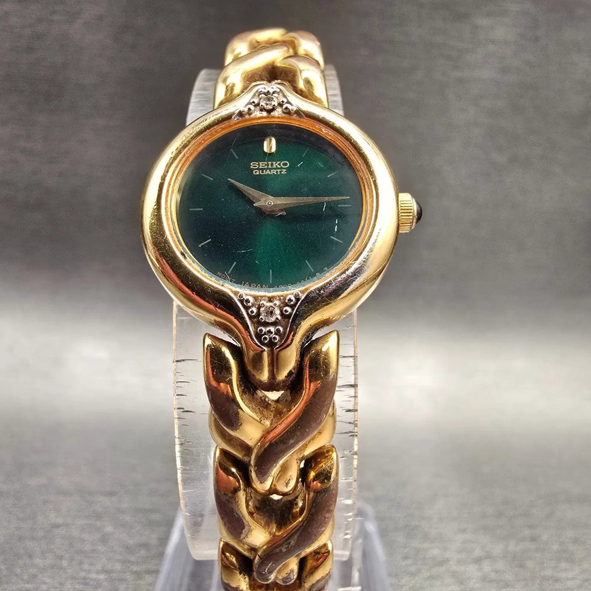 Seiko Watch Women 20mm Green Dial Gold Tone Gemmed Round 4N00-1171 New Battery5