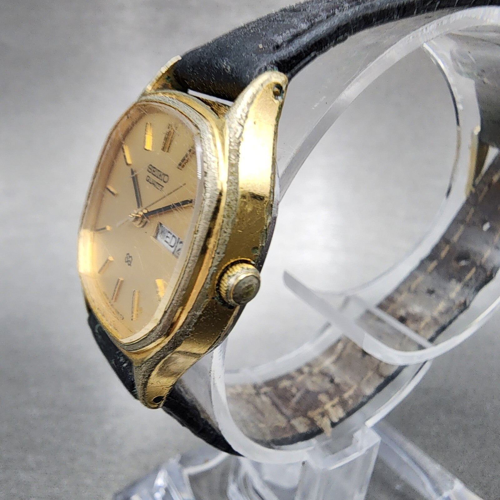 VTG Seiko SQ Watch Women 24mm Gold Dial Gold Tone Octagon 34235060 New Batt2