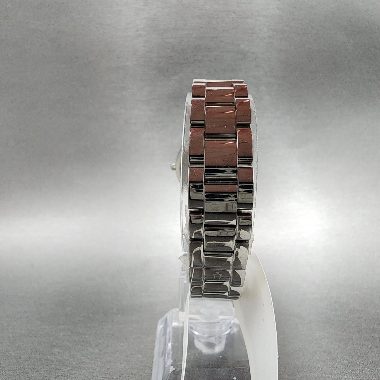 Bulova Watch Women 27mm MOP Dial Steel Round 96L229 New Battery7