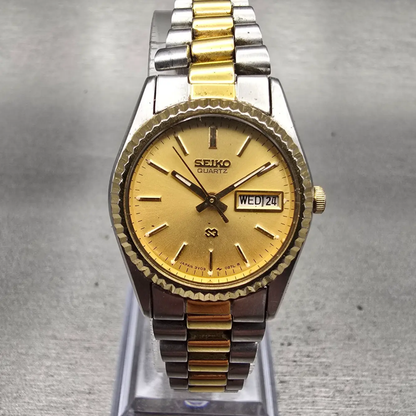 Seiko SQ Watch Women 24mm Gold Dial Two Tone Daydate Round 3Y03-0160 New Battery0