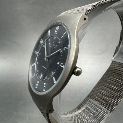 Skagen Watch Men 37mm Gray Dial Titanium Date 233XLTTM Mesh Band New Battery ABC2