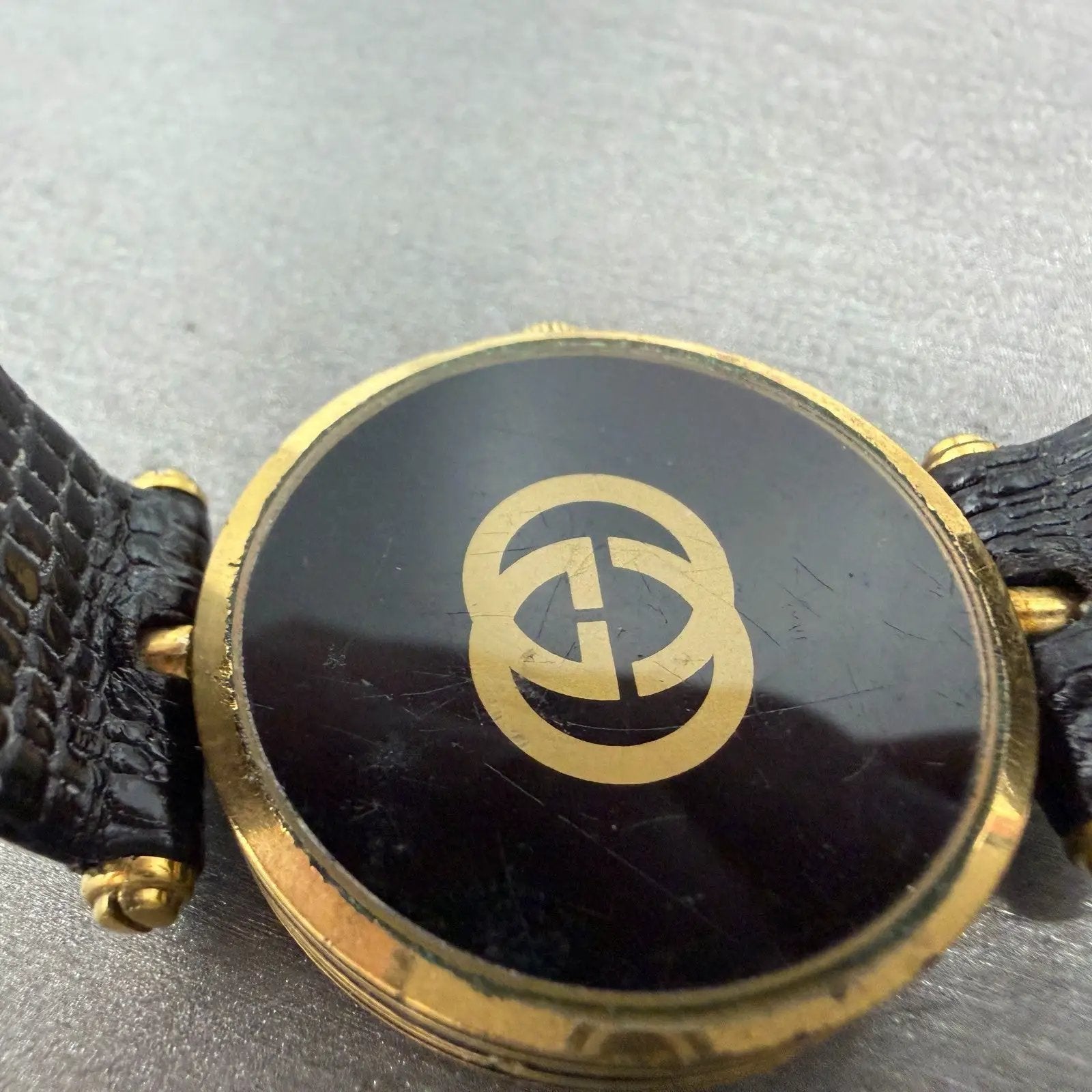 Gucci 2000M Watch Men 30mm Black Dial Gold Plated Leather Round New Battery VTG29