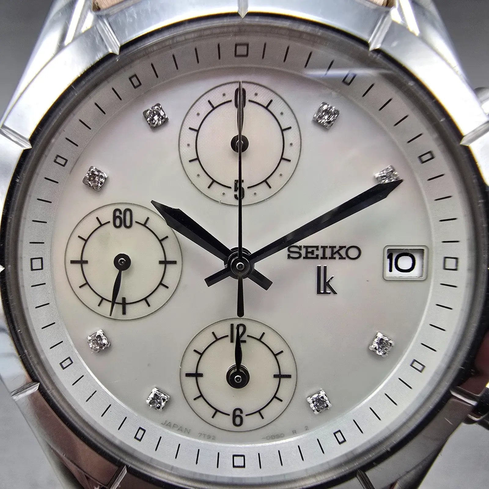 Seiko Lukia Chronograph Watch Women 35mm MOP Dial Steel Date 7T92-0BV0 New Batt1