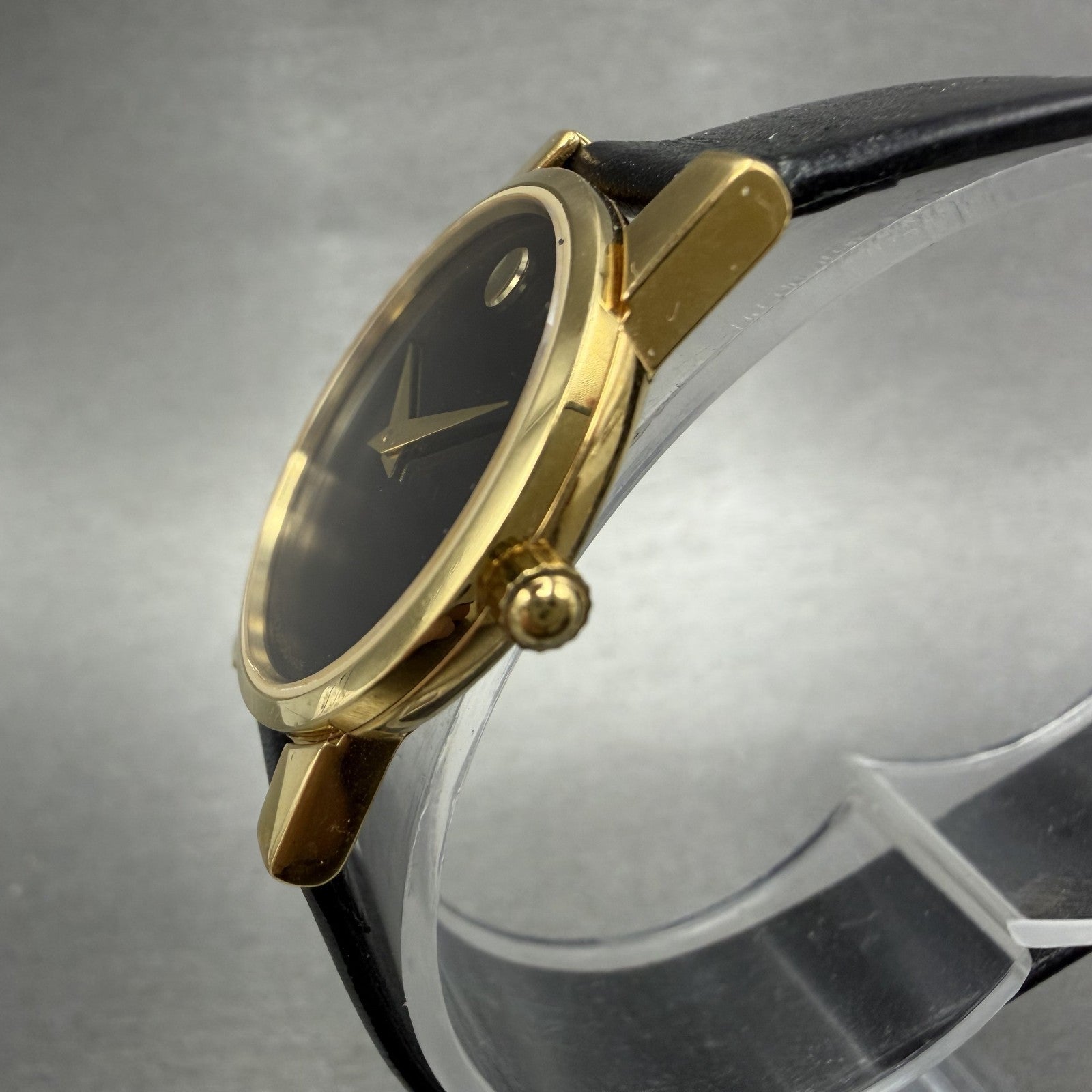 Movado Museum Watch Women 25mm Black Dial Gold Round 87.A1.845 New Battery2