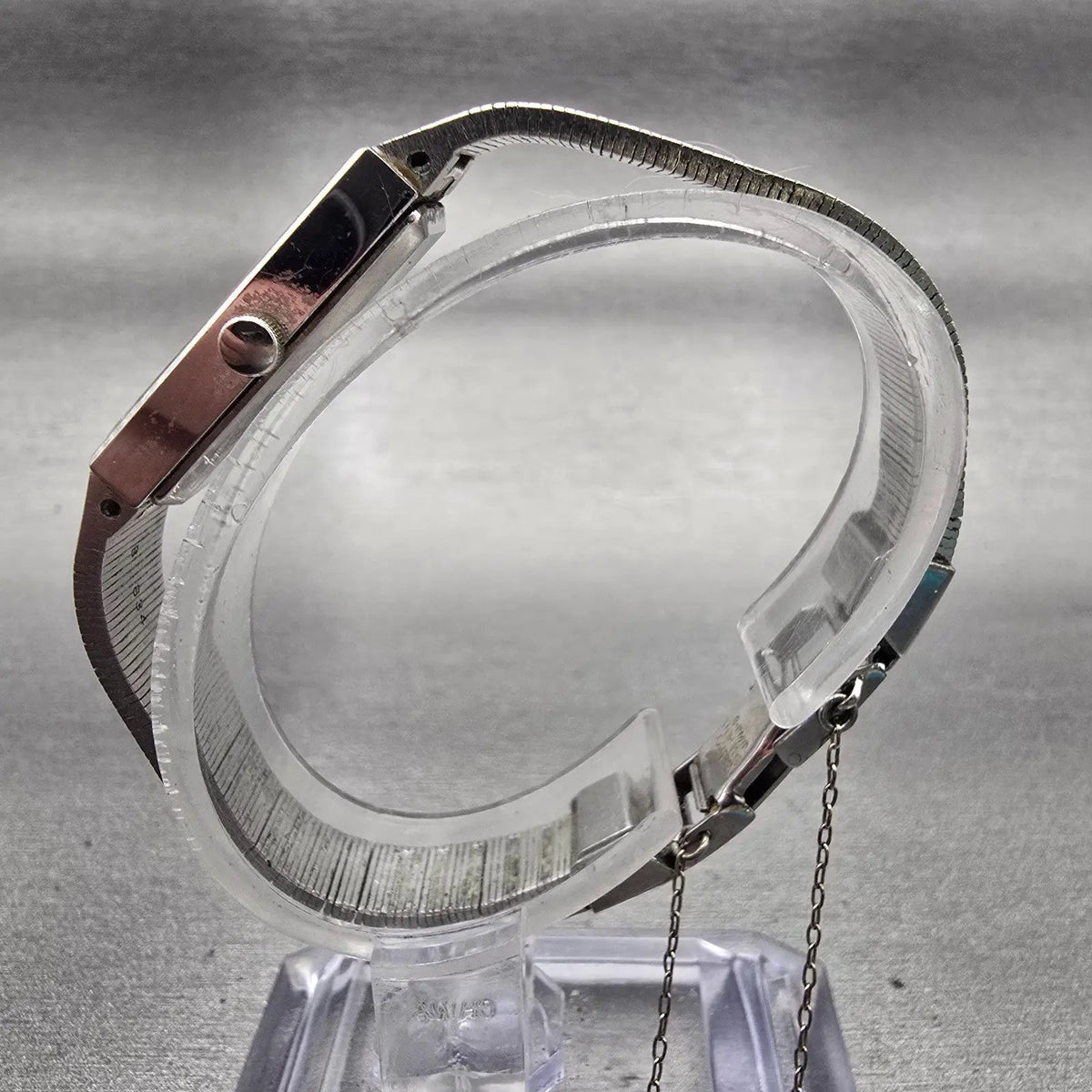Seiko Watch Women 12mm Silver Dial Silver Tone Rectangle 1320-5119 New Battery K6