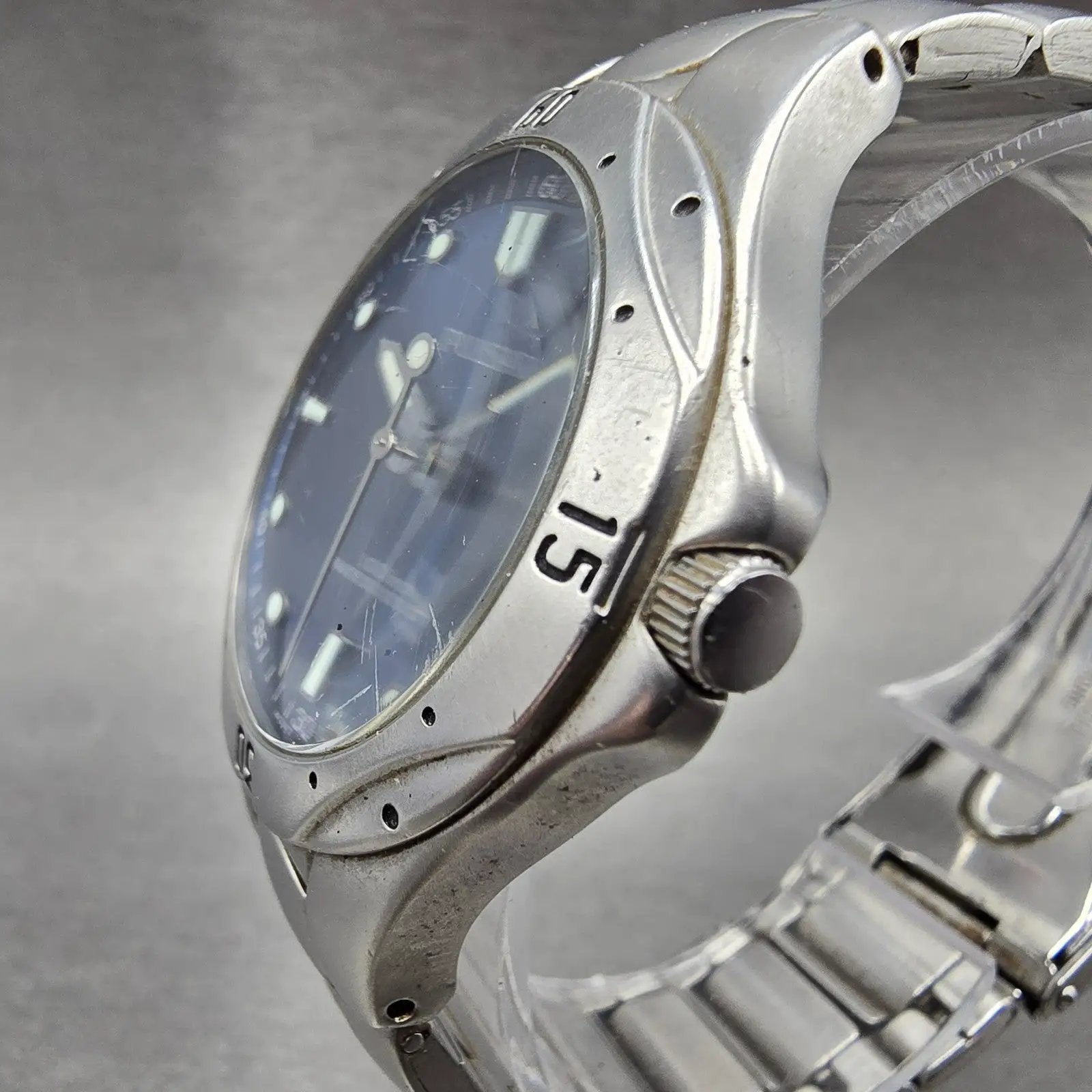 Pulsar Dive Watch Men 36mm Blue Dial Silver Tone Date Round V732-X206 PARTS4
