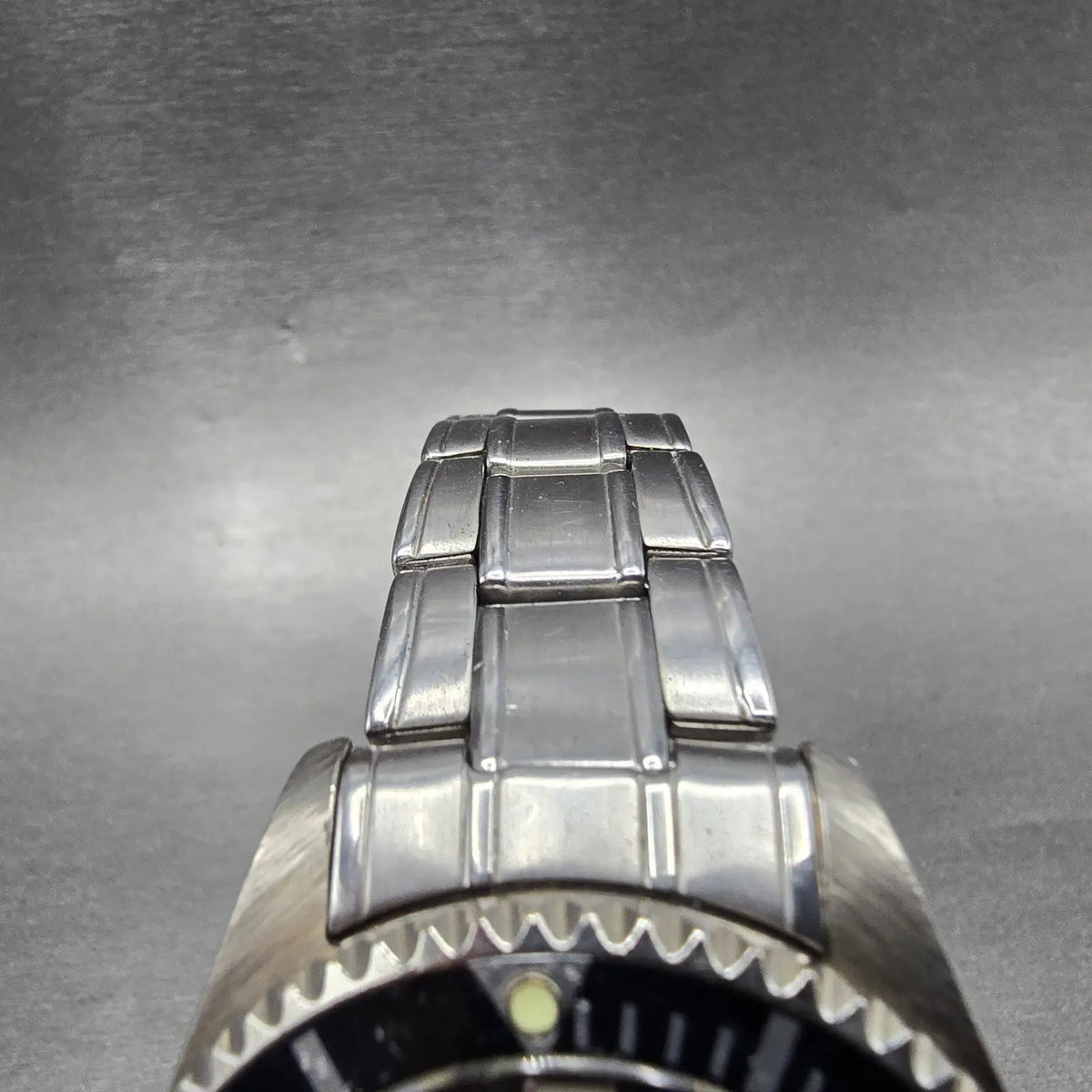 Casio MTD-1010 Dive Watch Men 40mm Black Dial Silver Tone Date Round PARTS5