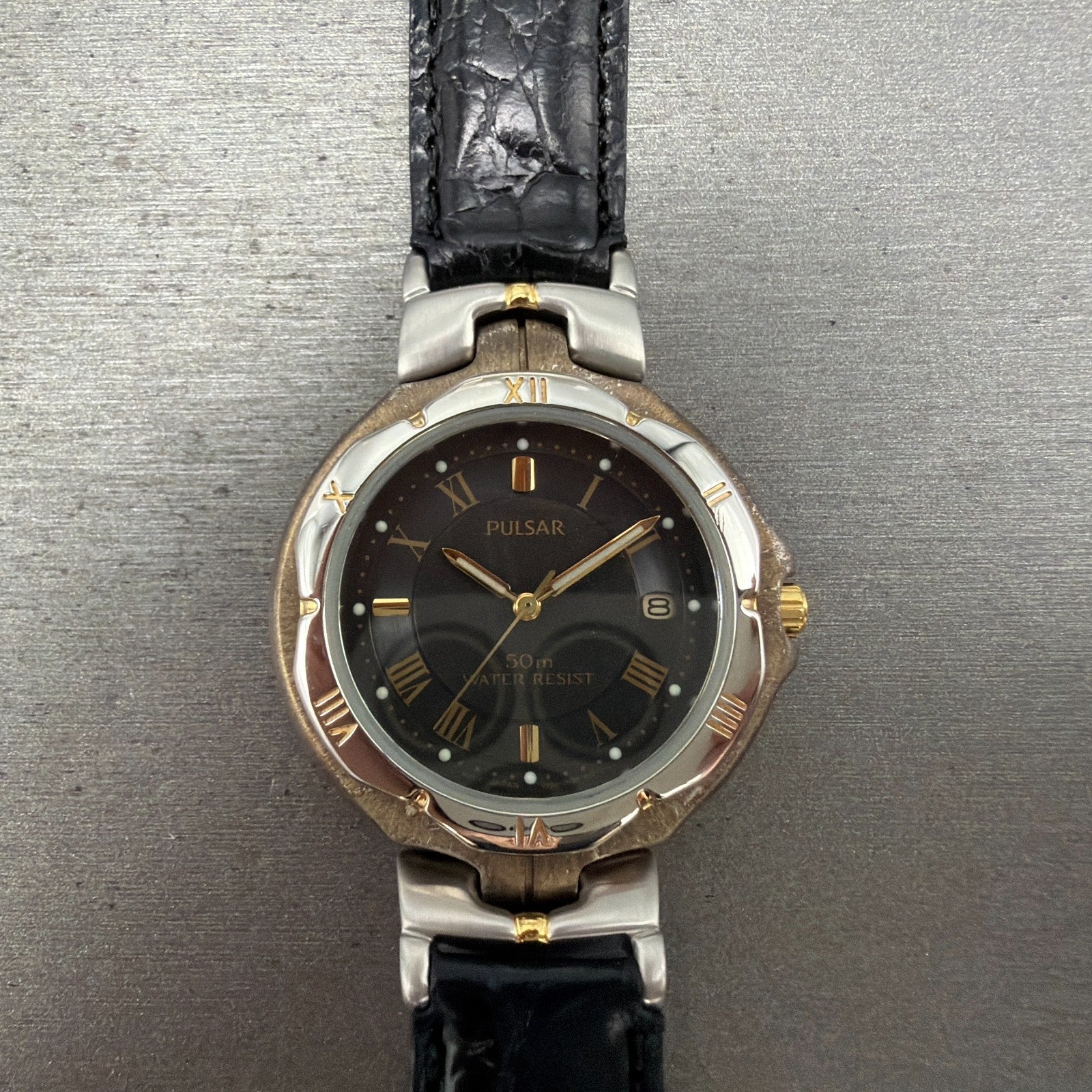 Pulsar Watch Men 36mm Black Dial Silver Tone Date Round V732-0D90 SAMPLE PARTS0