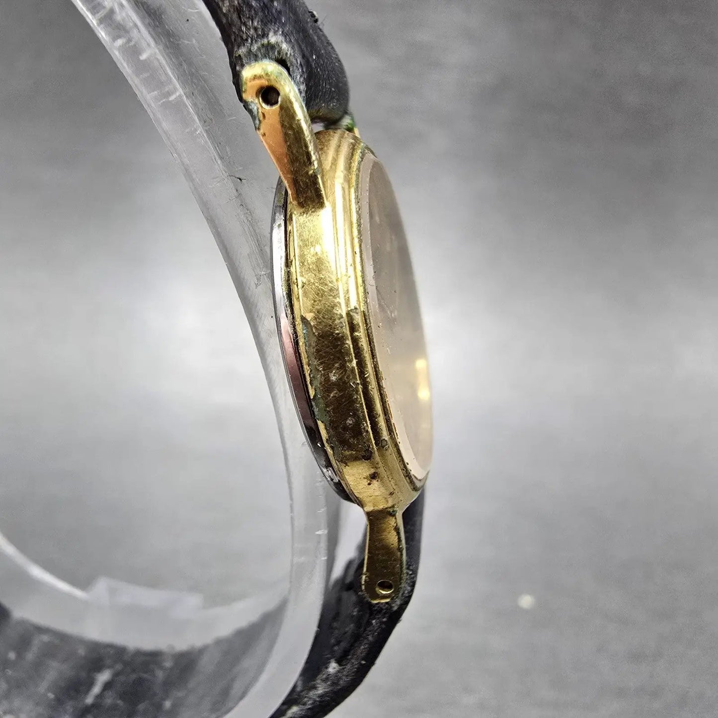 Seiko Watch Women 21mm Gold Dial Gold Tone Round 7320-0010 New Battery Vintage3