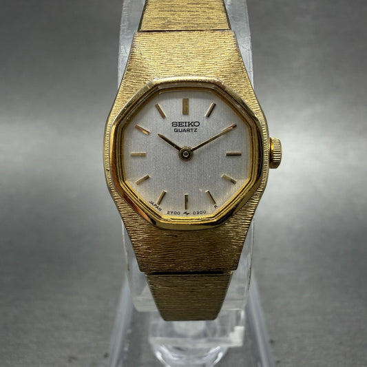 Seiko Watch Women 16mm Silver Dial Gold Tone Octagon 2Y00-5049 New Battery0