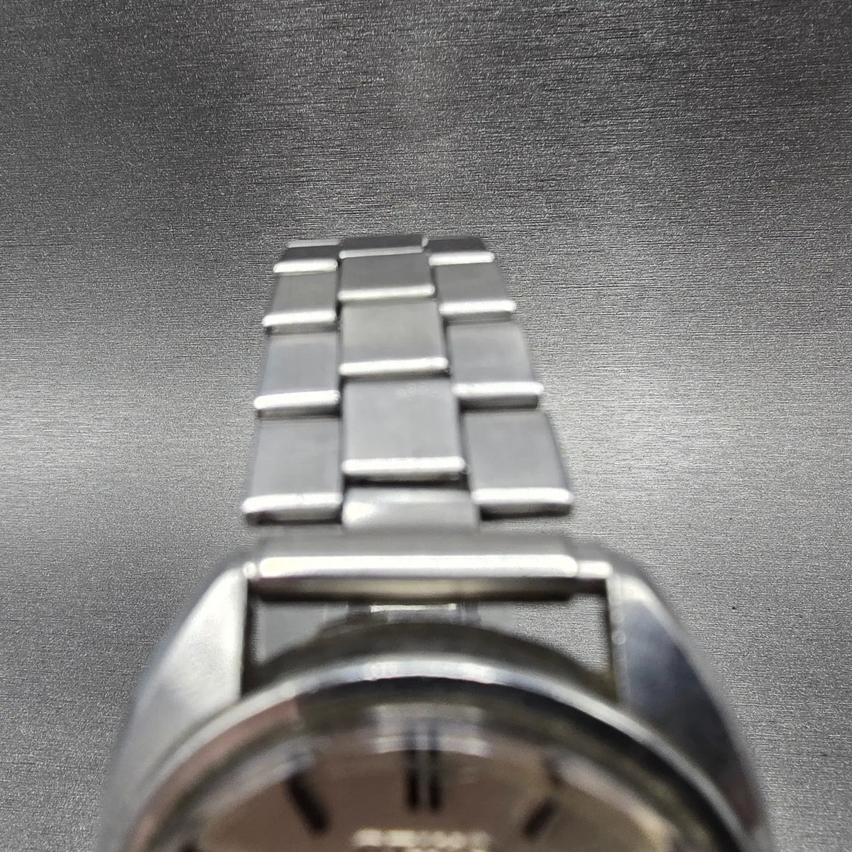 Seiko 5 DX Watch Men 36mm Silver Dial Steel Daydate Round 6106-7000 Automatic4