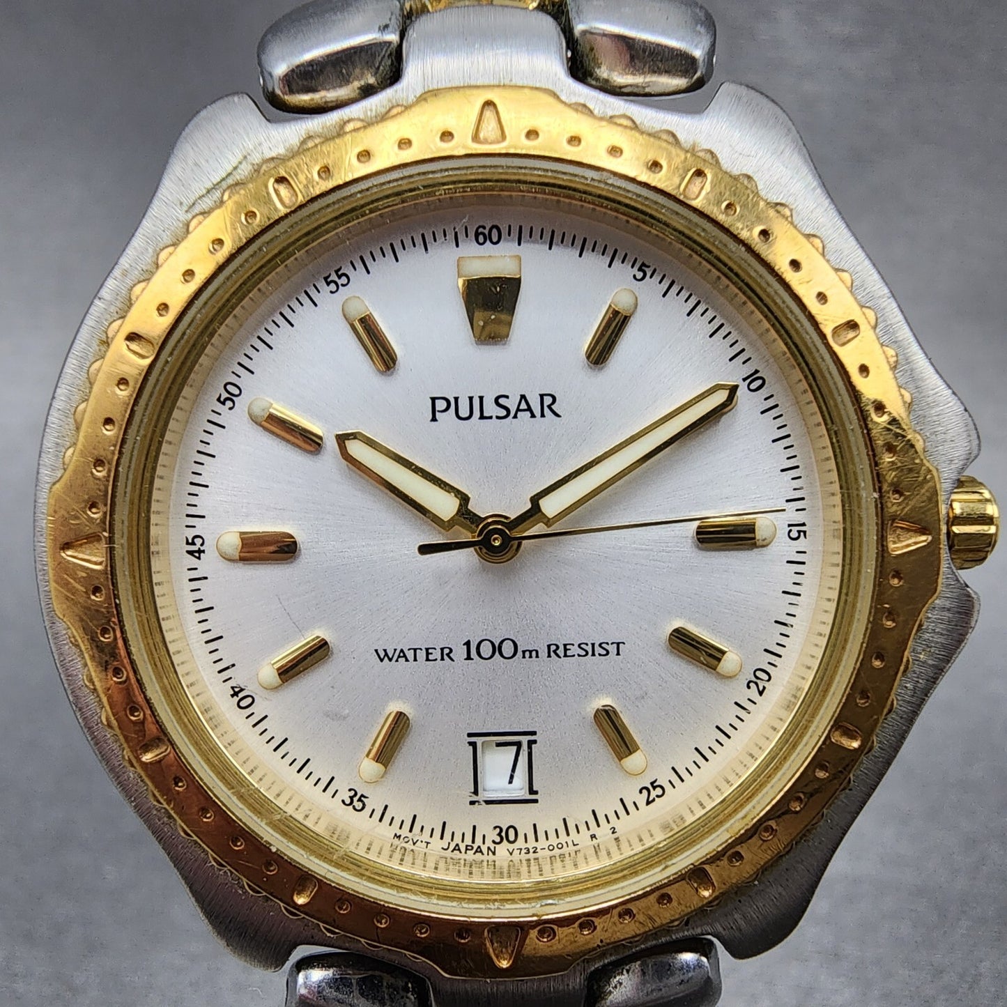 Pulsar Watch Men 37mm White Dial Two Tone Date Round V732-0010 New Battery