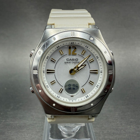 Casio Wave Ceptor Watch Women 35mm White Dial Silver Tone Analog Digital WorksLK0
