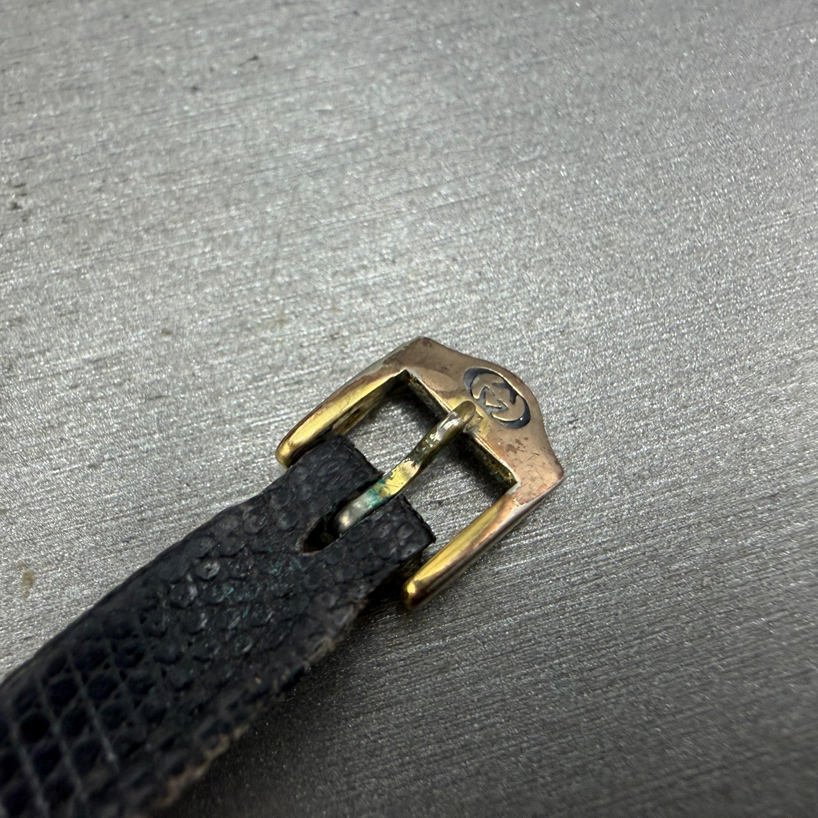 Gucci 2000L Watch Women 22mm Black Dial Gold Plated Round New Battery VTG READ!!13