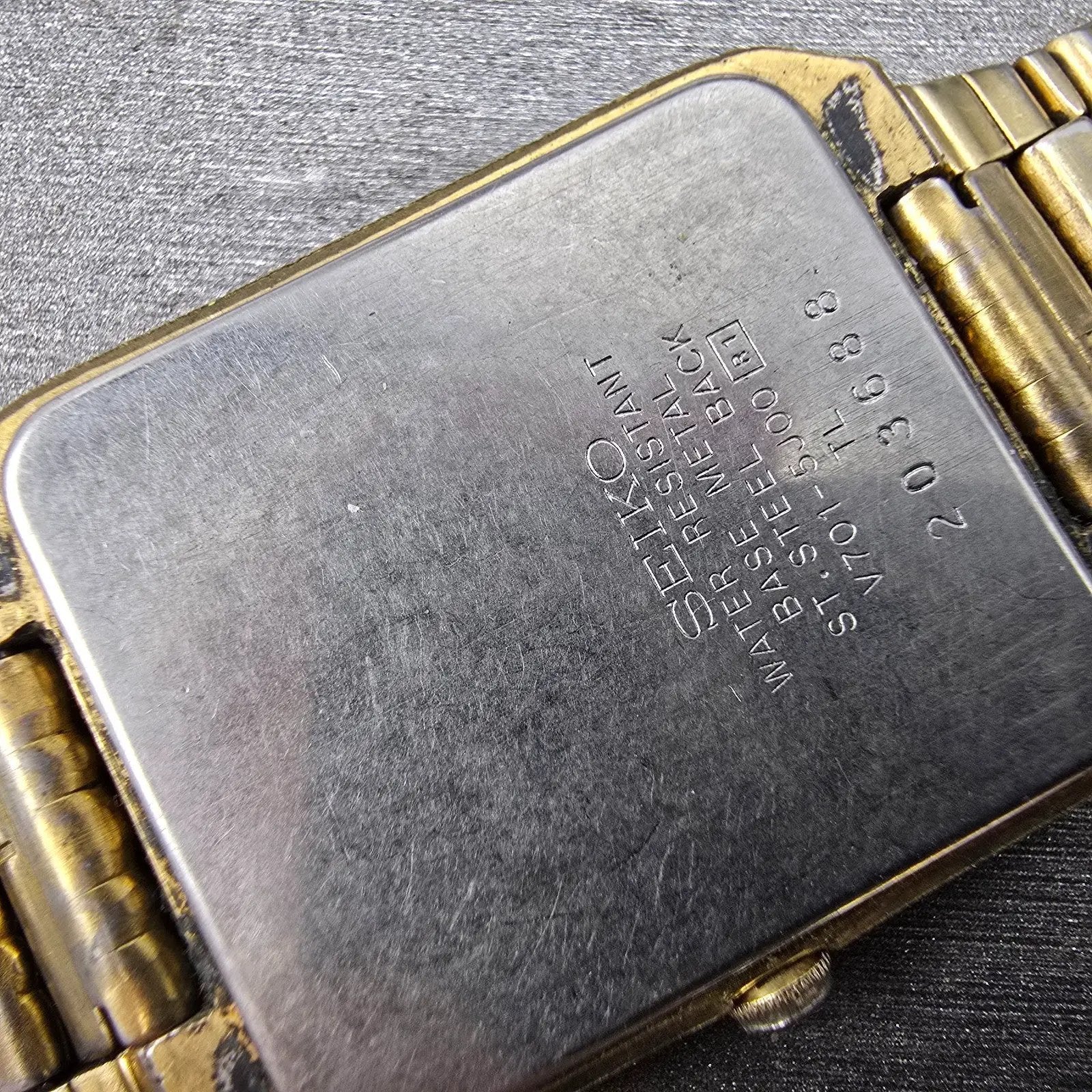 Seiko Tank Watch Men 26mm Gold Dial Gold Tone Rectangle V701-5J00 PARTS11