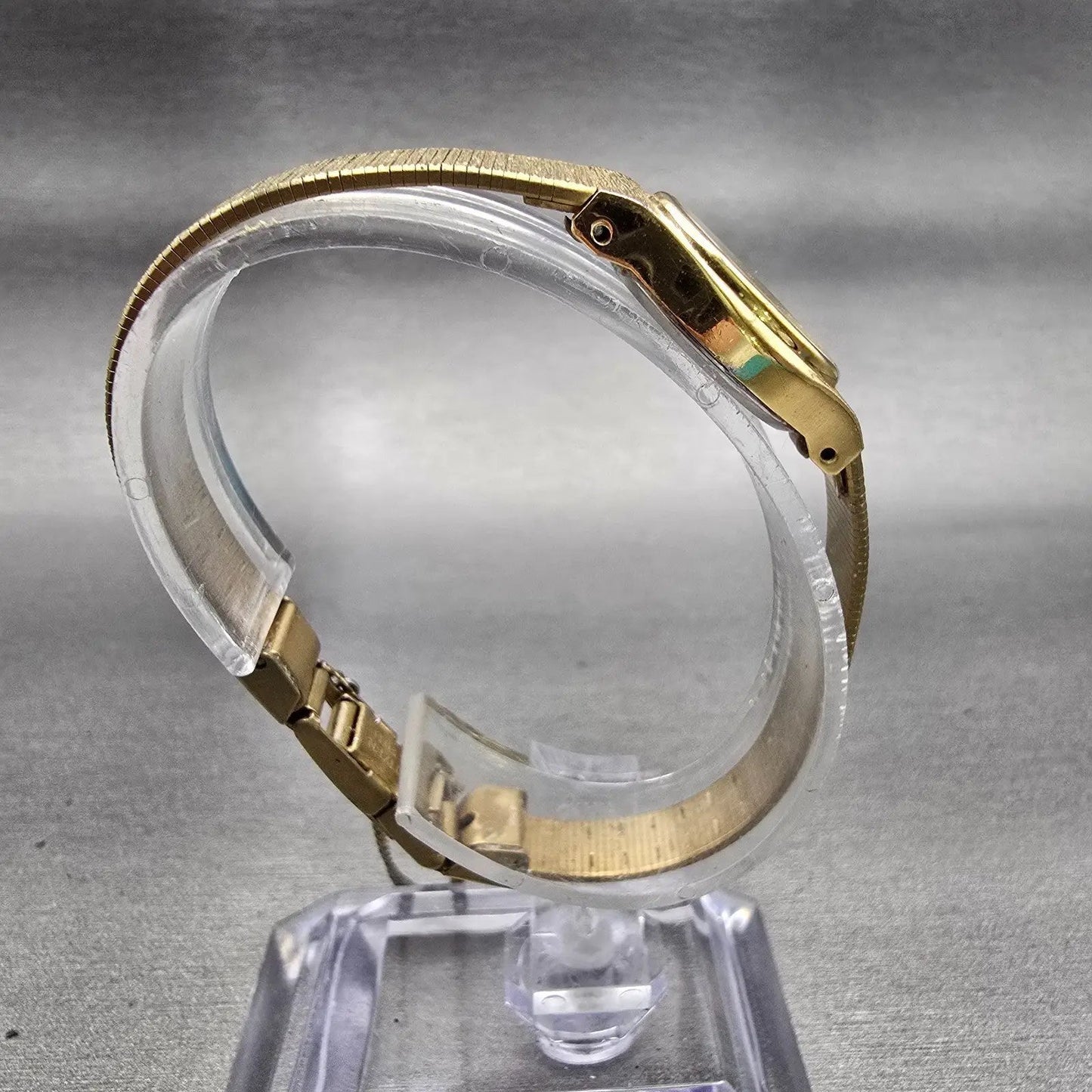Citizen CQ Watch Women 17mm Black Dial Gold Tone Oval 3220-S16598 New Battery8