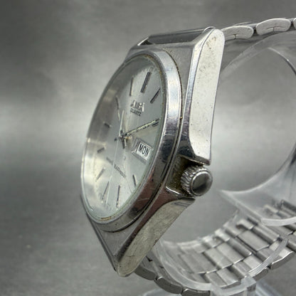 Seiko ALBA Watch Men 35mm Silver Dial Silver Tone Daydate V743-8A10 New Battery92