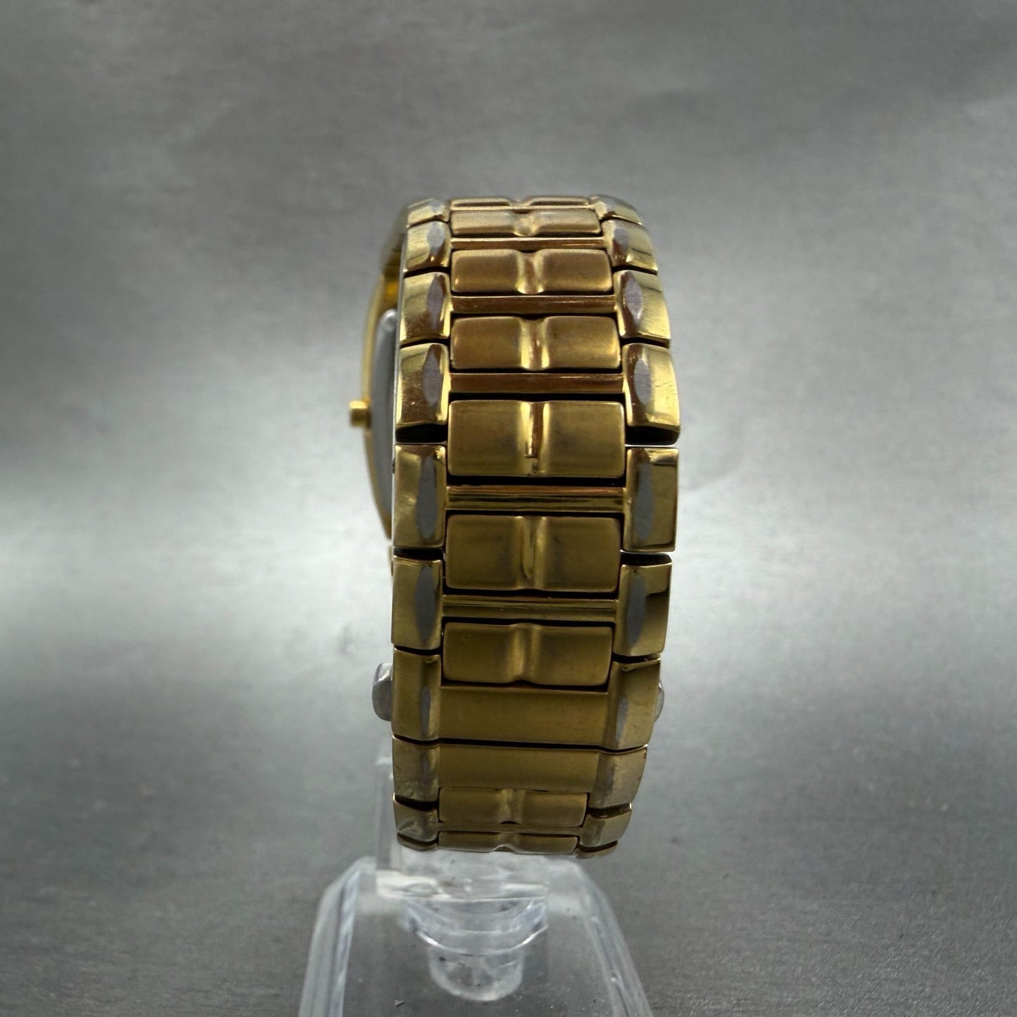 Citizen Eco-Drive Tank Watch Men 31mm Black Dial Gold Tone Date E111-S049369 Run7