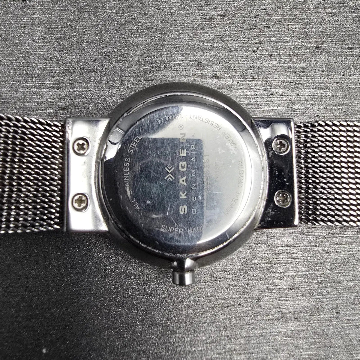 Skagen Watch Women 26mm Silver Dial Silver Tone Date Round 355SSS1 New Battery J10