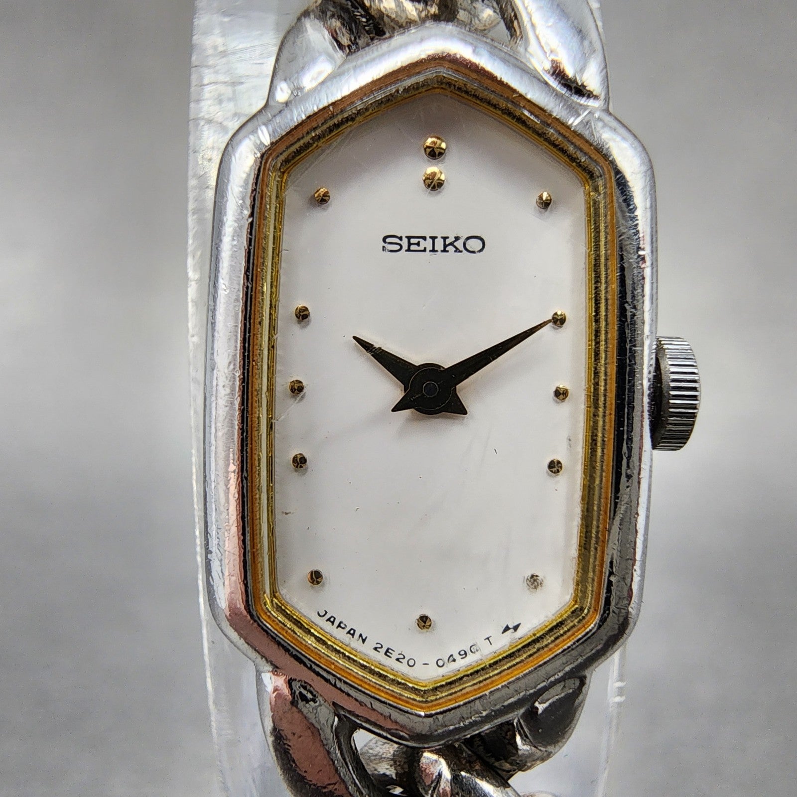 Seiko Watch Women 13mm White Dial Silver Tone 2e205360 New Battery1
