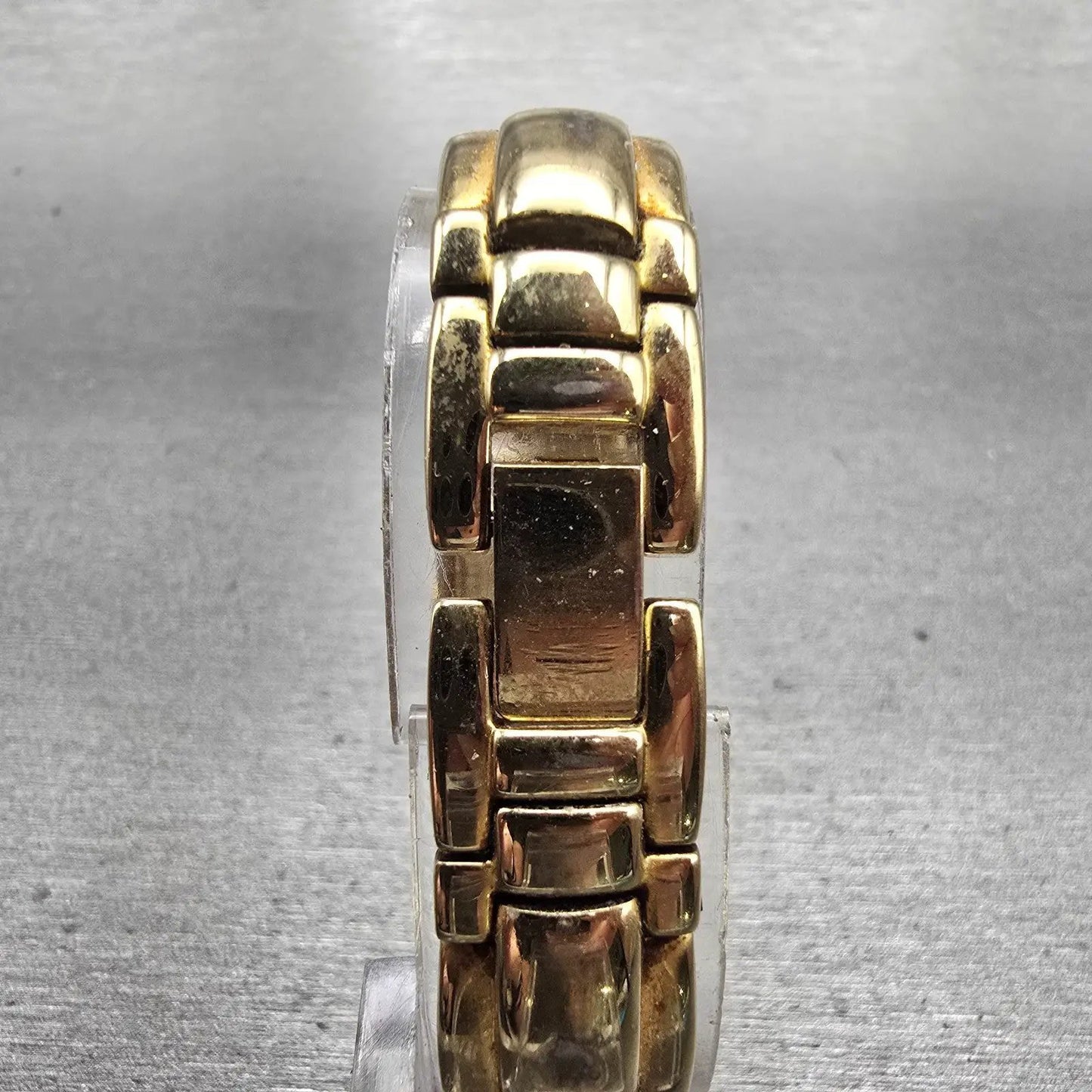 Citizen Elegance Hide Away Watch Women 16mm Black Dial Gold Tone New Battery  jI8