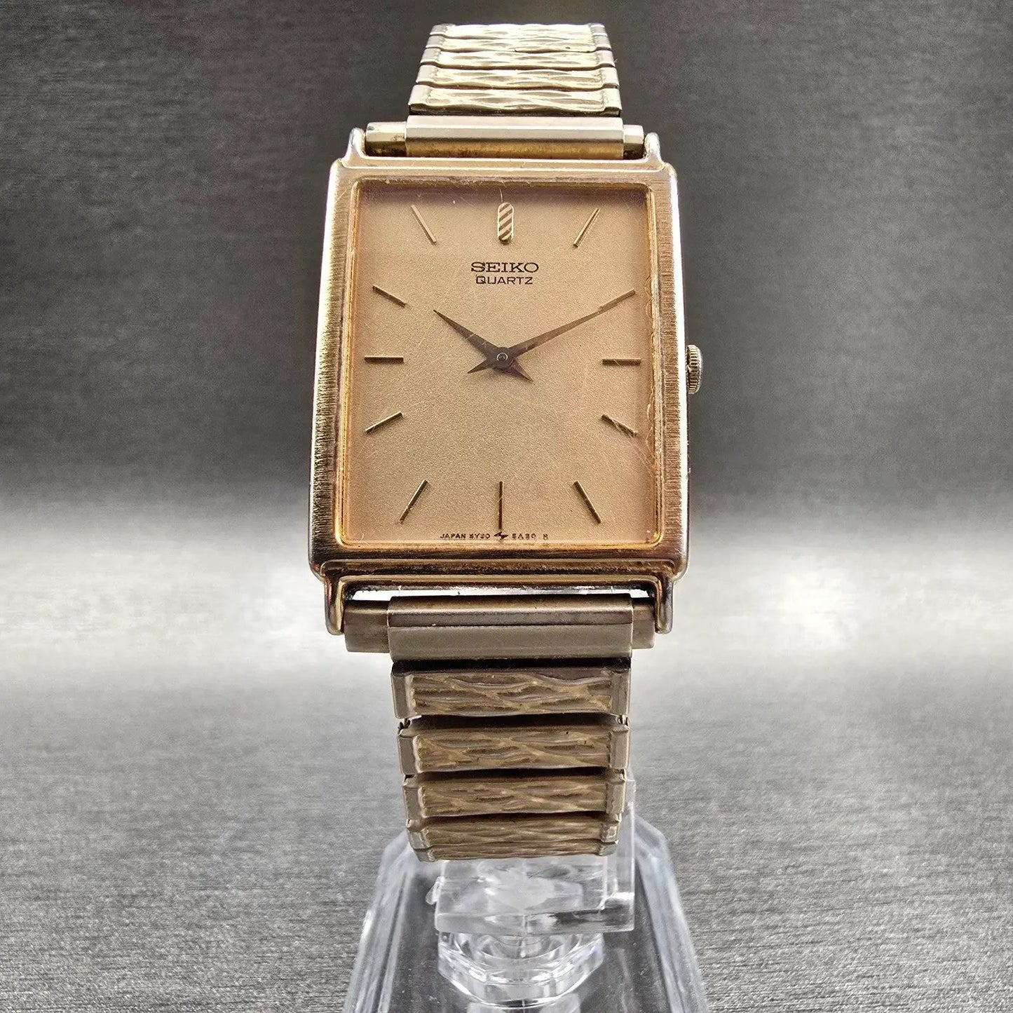 Seiko Tank Watch Men 25mm Champagne Dial Gold Tone Rectangle 5Y30-5A09 New Batt5