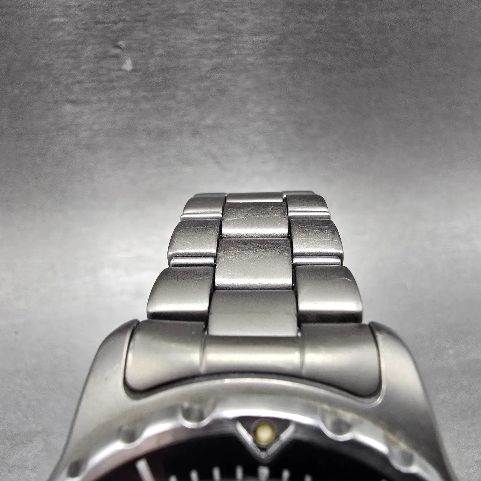 Citizen Eco-Drive Dive Watch Men 40mm Black Dial Titanium Date 7877-H04163 works4
