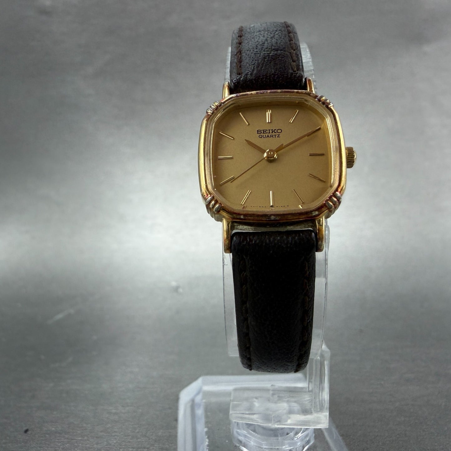 Seiko Watch Women 20mm Champagne Dial Gold Tone Square 7321-5070 New Battery 415